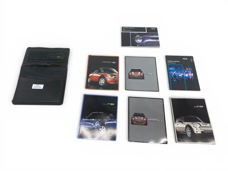2006 Mini Cooper Owner's Manual/Technical Literature & Case 01410159801 R52 533 1