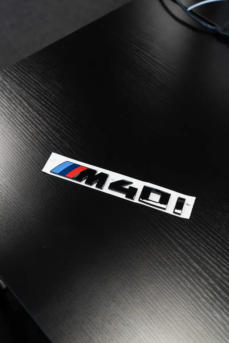 Bmw Genuine Gloss Black M40i Badge 1
