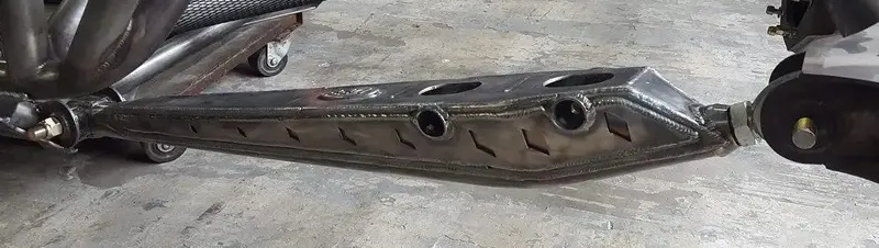 Df Fab Trailing Arms 43" 1