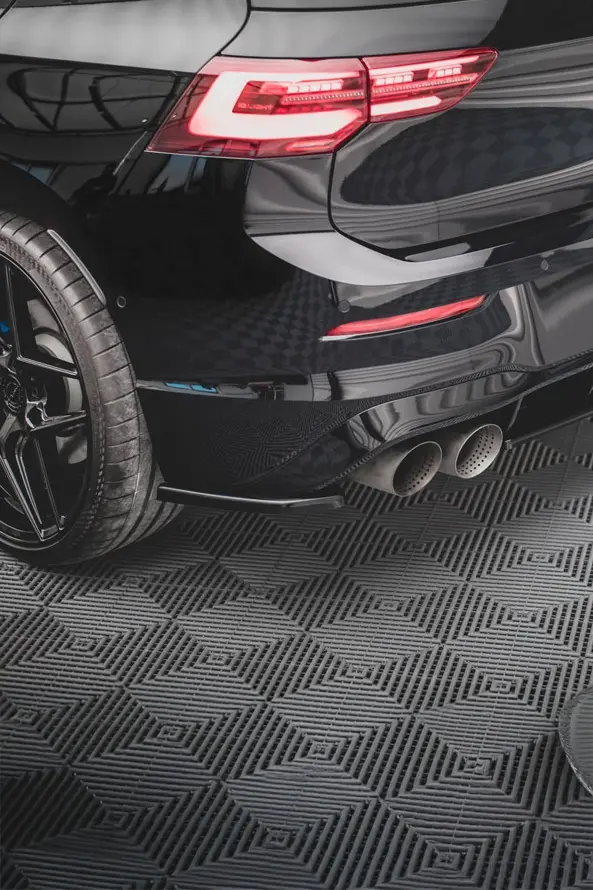 Golf R Mk8 Maxton Design Rear Side Splitters 1
