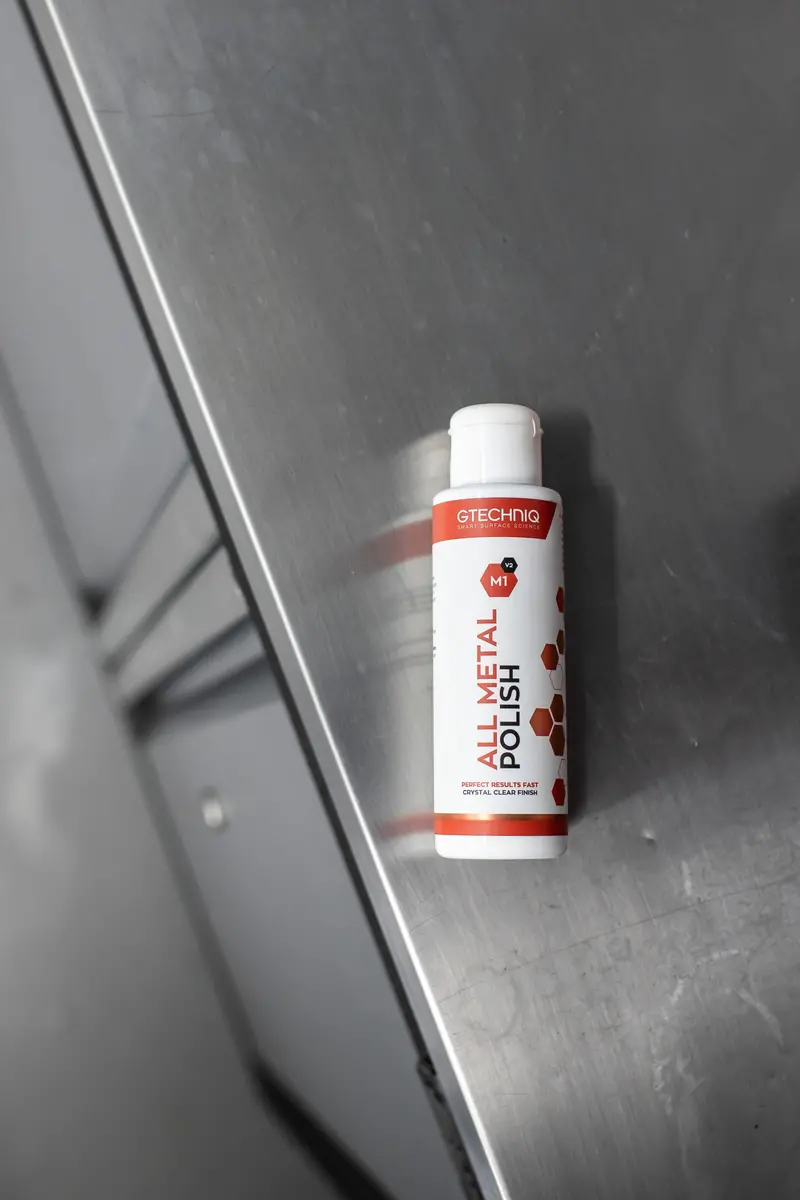 Gtechniq M1 All Metal Polish 2