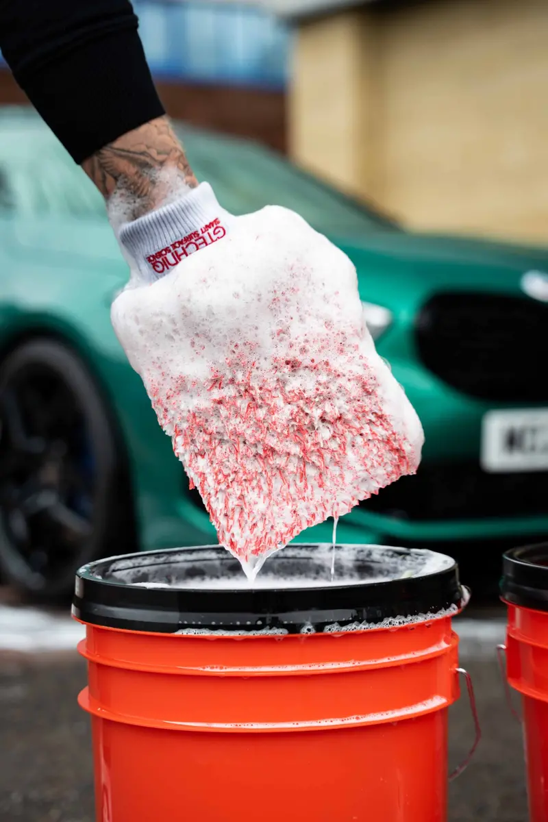 Gtechniq Wm2 Microfibre Wash Mitt 2
