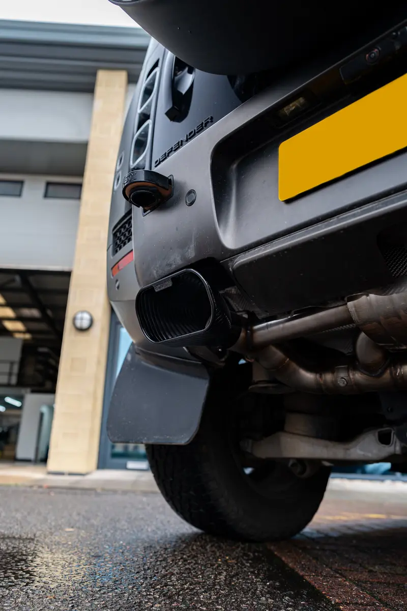 Land Rover Defender Octa 110 P635 Quicksilver With Sound Architect (2025 On) 2