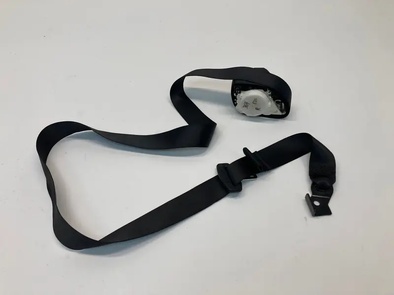 Mini Cooper 5 Door Right Rear Seat Belt 72117318218 F55 1