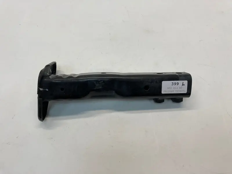 Mini Cooper Left Front Bumper Mount Bracket 31106772231 07-10 R55 R56 R57 1