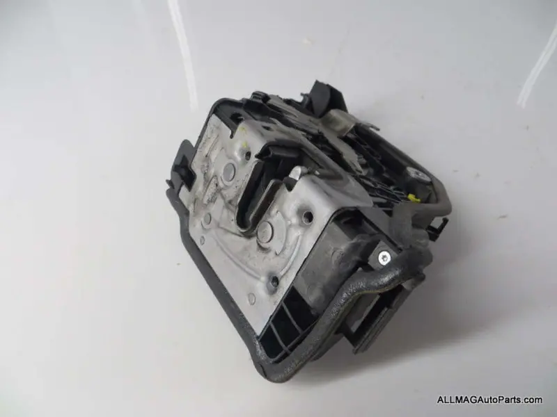 Mini Cooper Right Rear Door Latch 2015-2017 51227281942 F54 F55 F60 1