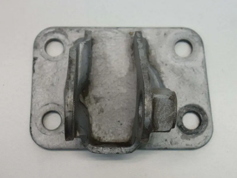 Mini Cooper S Automatic Lower Engine Mount Bracket 22116768205 05-08 R52 R53 1