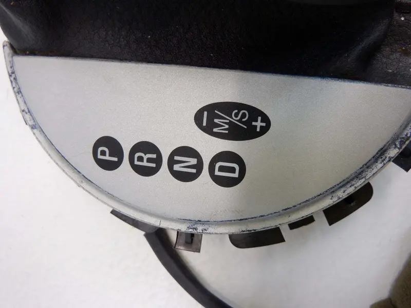 Mini Cooper Shift Boot Automatic 51167052158 02-08 R50 R52 R53 2