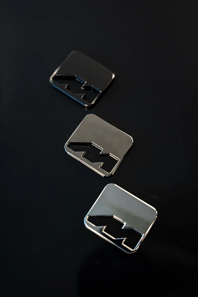 Motech 3D V2 M Wing Badge 1