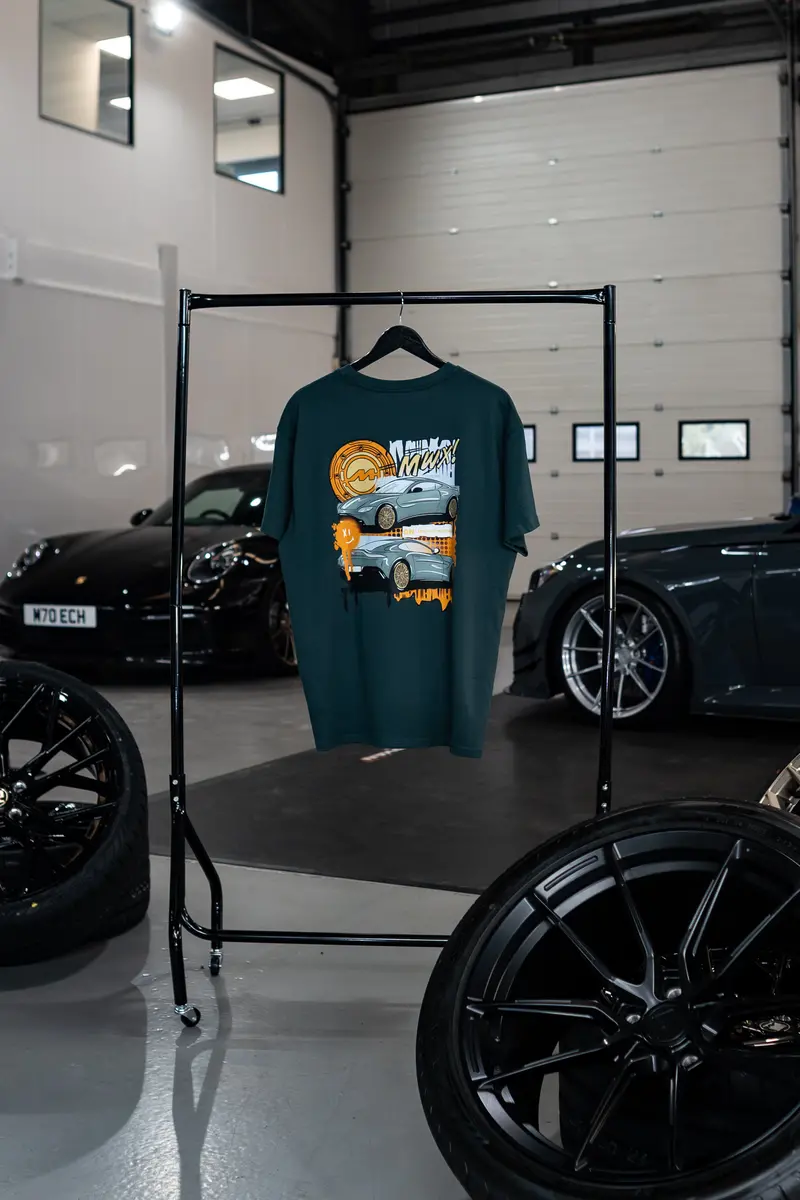 Vantage Collection Buckinghamshire Green Oversized T-Shirt 1