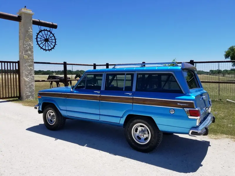 Wagonmaster Thin-Style Woodgrain For 1970'S Wagoneers In Marine Teak (Same Color As 1987-1991) 1